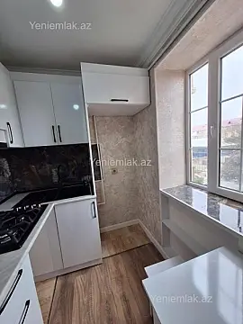 Satılır 2 otaqlı köhnə tikili 44 m²