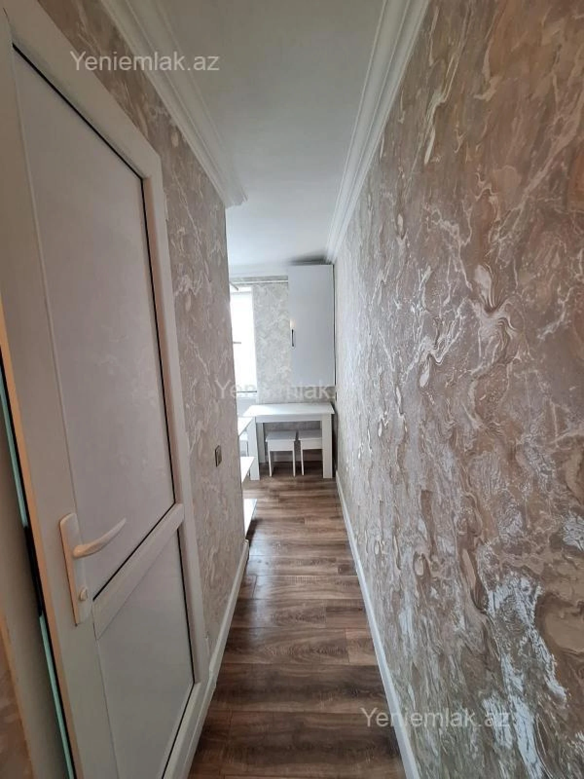 Satılır 2 otaqlı köhnə tikili 44 m²