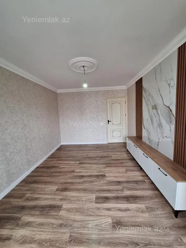 Satılır 2 otaqlı köhnə tikili 44 m²
