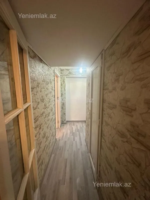 Satılır 1 otaqlı köhnə tikili 38 m²