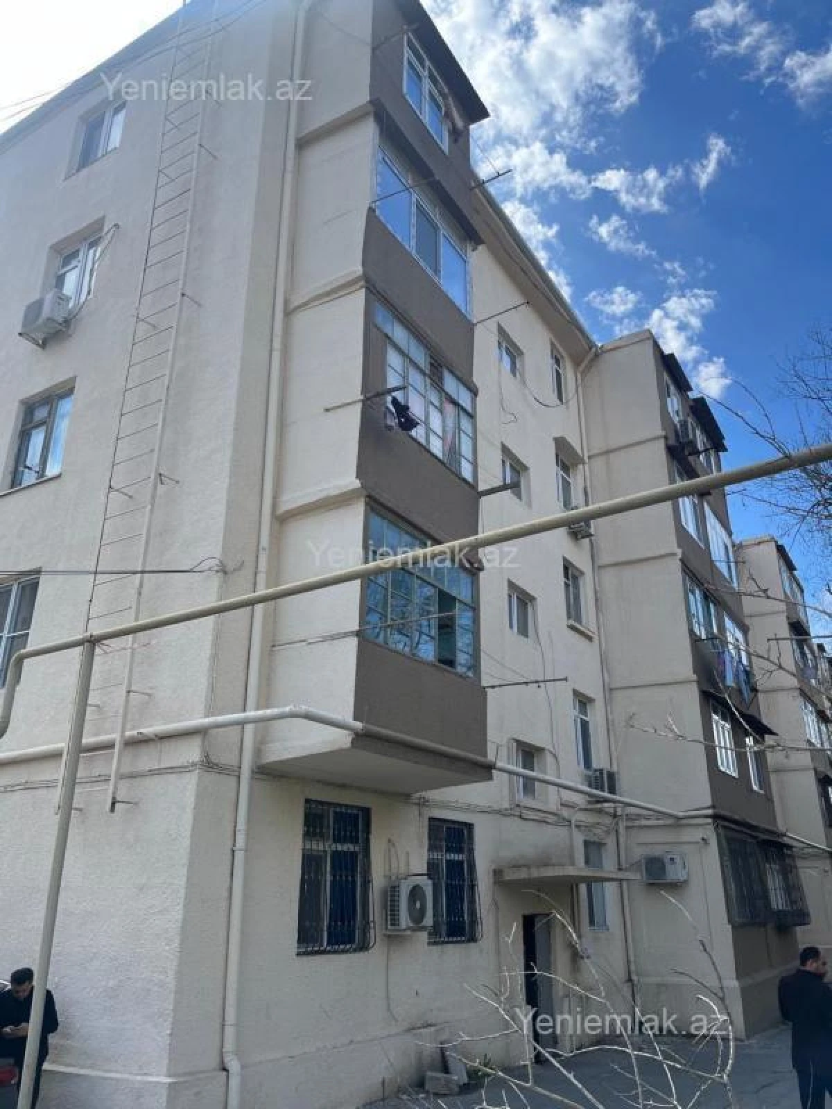 Satılır 1 otaqlı köhnə tikili 38 m²