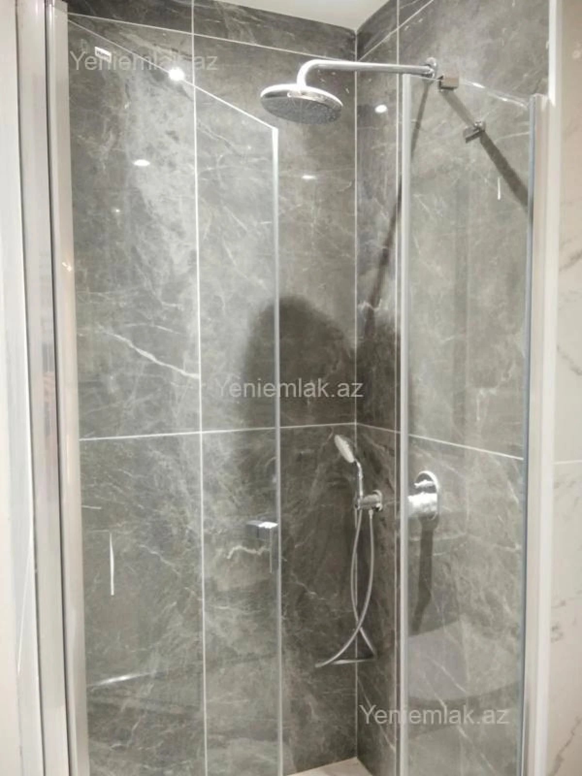 Satılır 2 otaqlı yeni tikili 62 m²