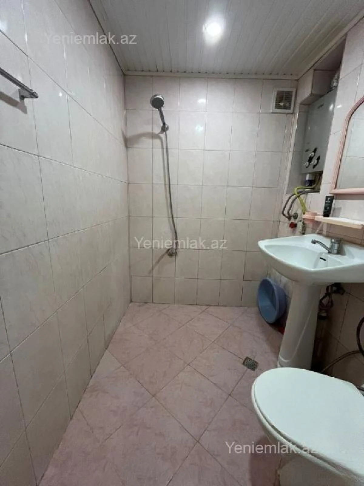 Satılır 1 otaqlı köhnə tikili 31 m²
