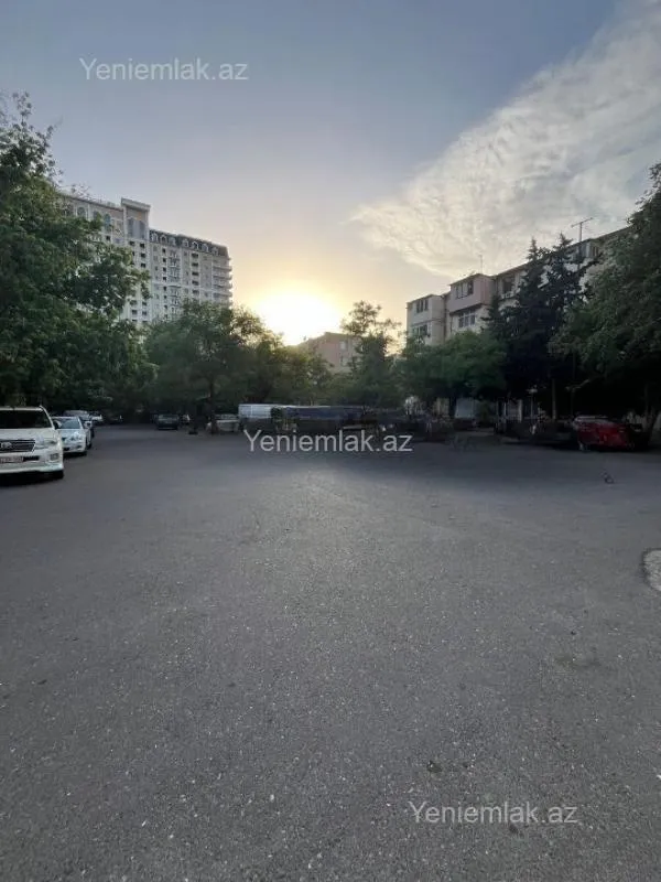 Satılır 1 otaqlı köhnə tikili 31 m²