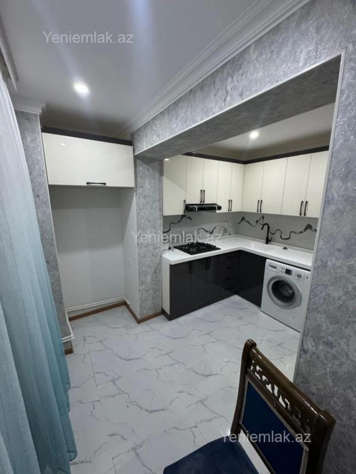 Satılır 3 otaqlı yeni tikili 80 m²