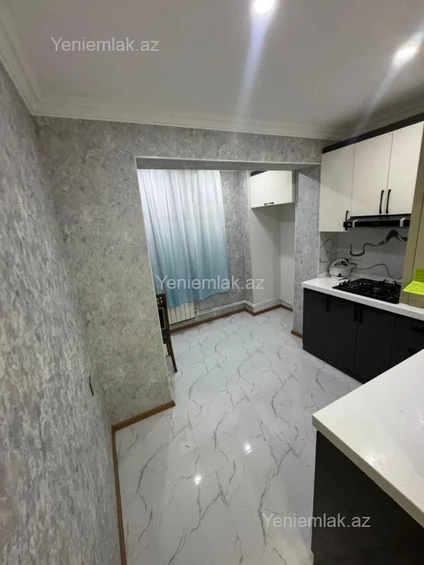 Satılır 3 otaqlı yeni tikili 80 m²
