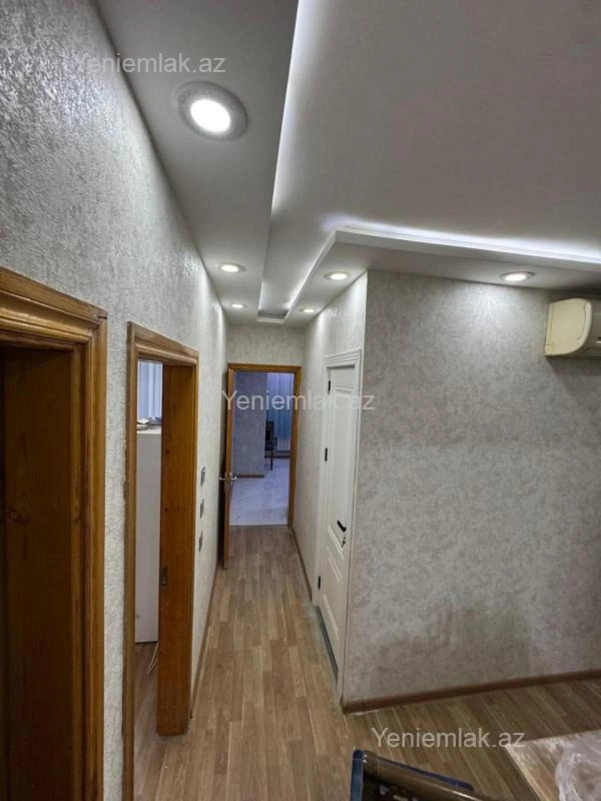 Satılır 3 otaqlı yeni tikili 80 m²