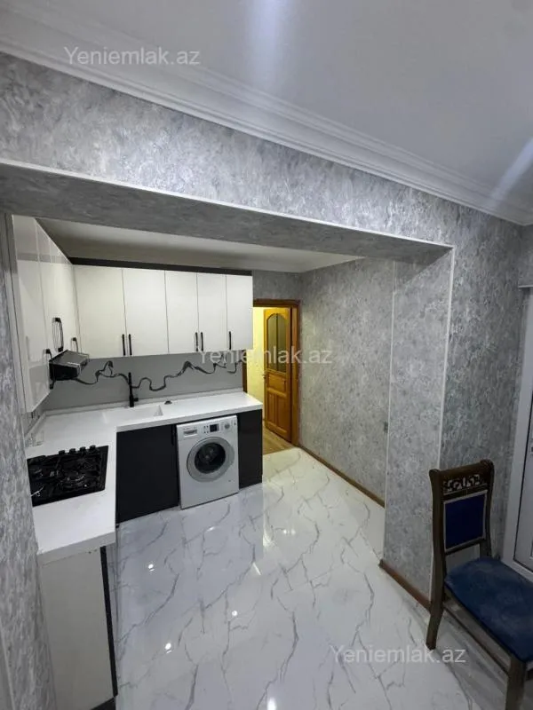Satılır 3 otaqlı yeni tikili 80 m²