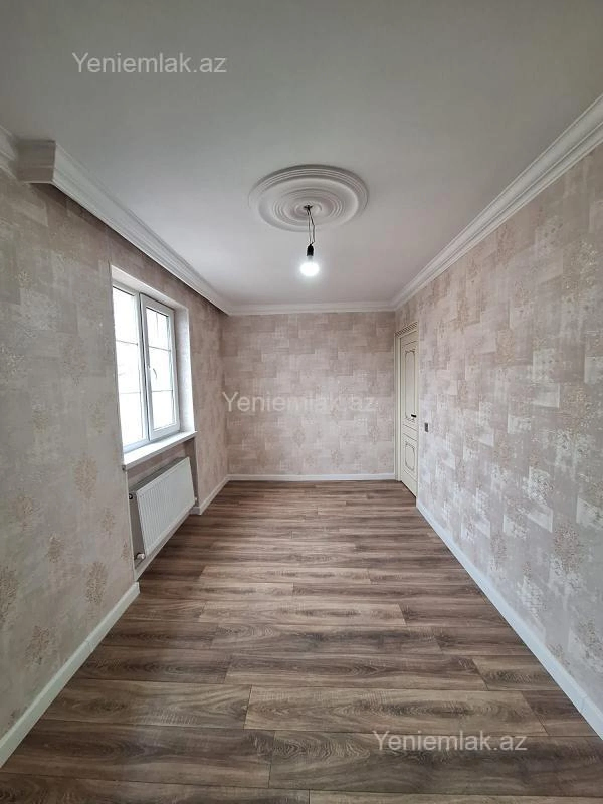 Satılır 2 otaqlı köhnə tikili 44 m²