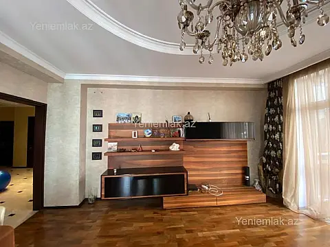Satılır 3 otaqlı yeni tikili 126 m²