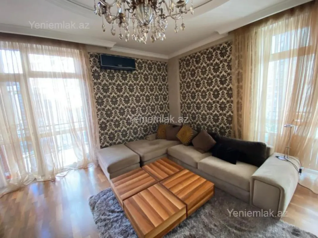 Satılır 3 otaqlı yeni tikili 126 m²