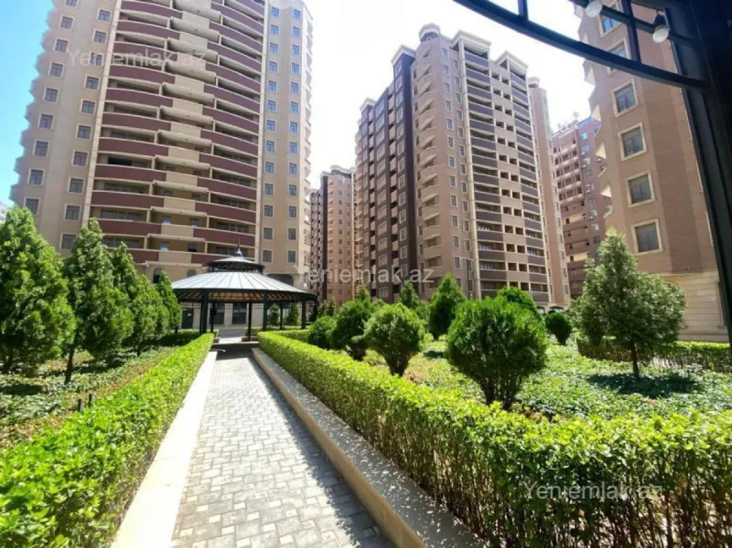 Satılır 3 otaqlı yeni tikili 151 m²