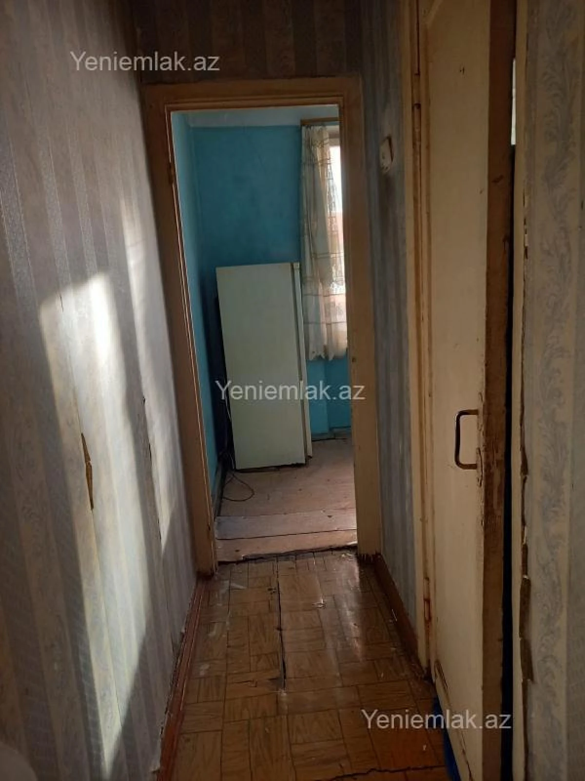 Satılır 1 otaqlı köhnə tikili 36 m²