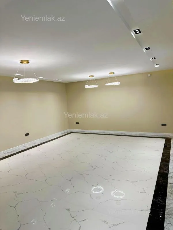 Satılır 6 otaqlı həyət evi 270 m²