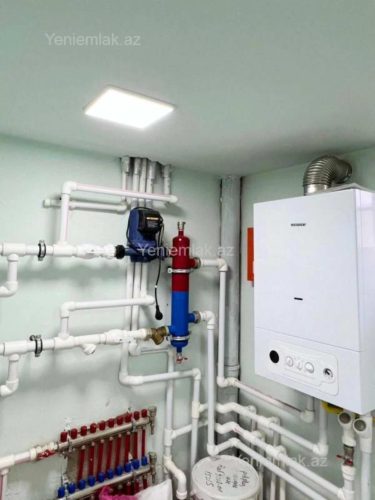 Satılır 6 otaqlı həyət evi 270 m²