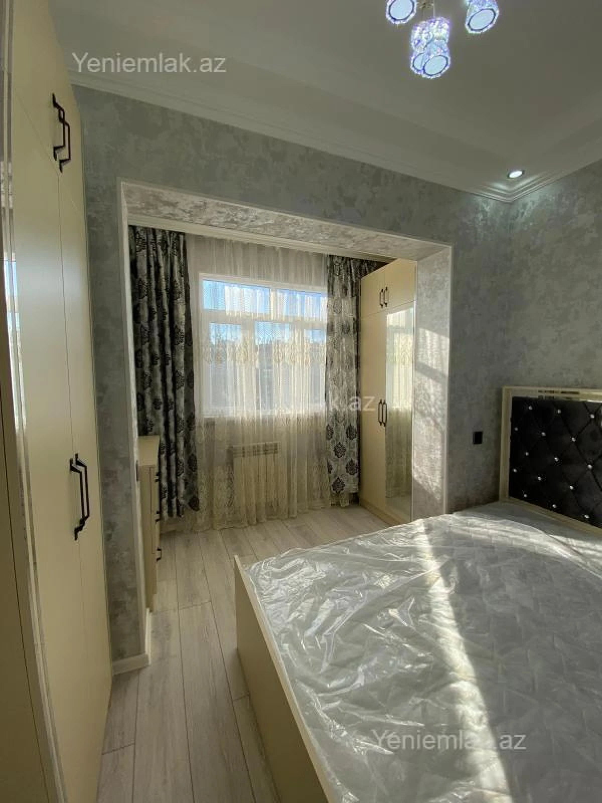 Satılır 2 otaqlı köhnə tikili 45 m²