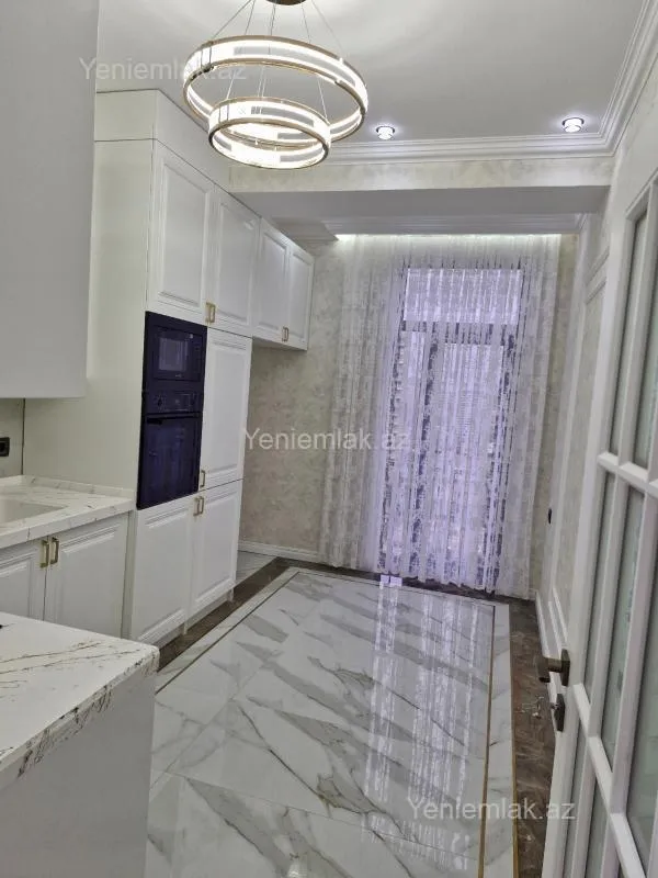 Satılır 3 otaqlı yeni tikili 114 m²