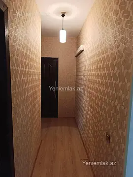 Satılır 4 otaqlı köhnə tikili 100 m²