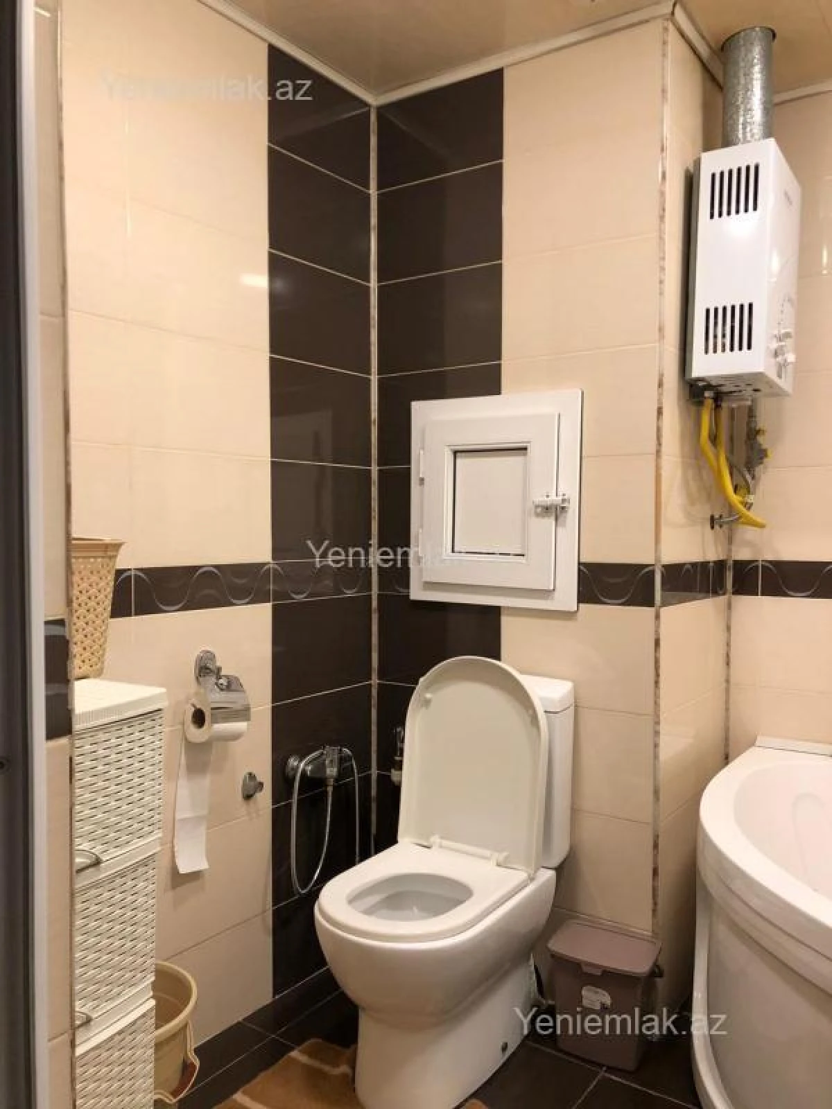 Satılır 3 otaqlı köhnə tikili 85 m²