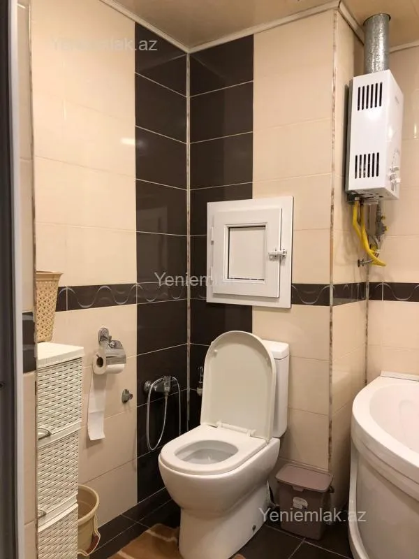 Satılır 3 otaqlı köhnə tikili 85 m²