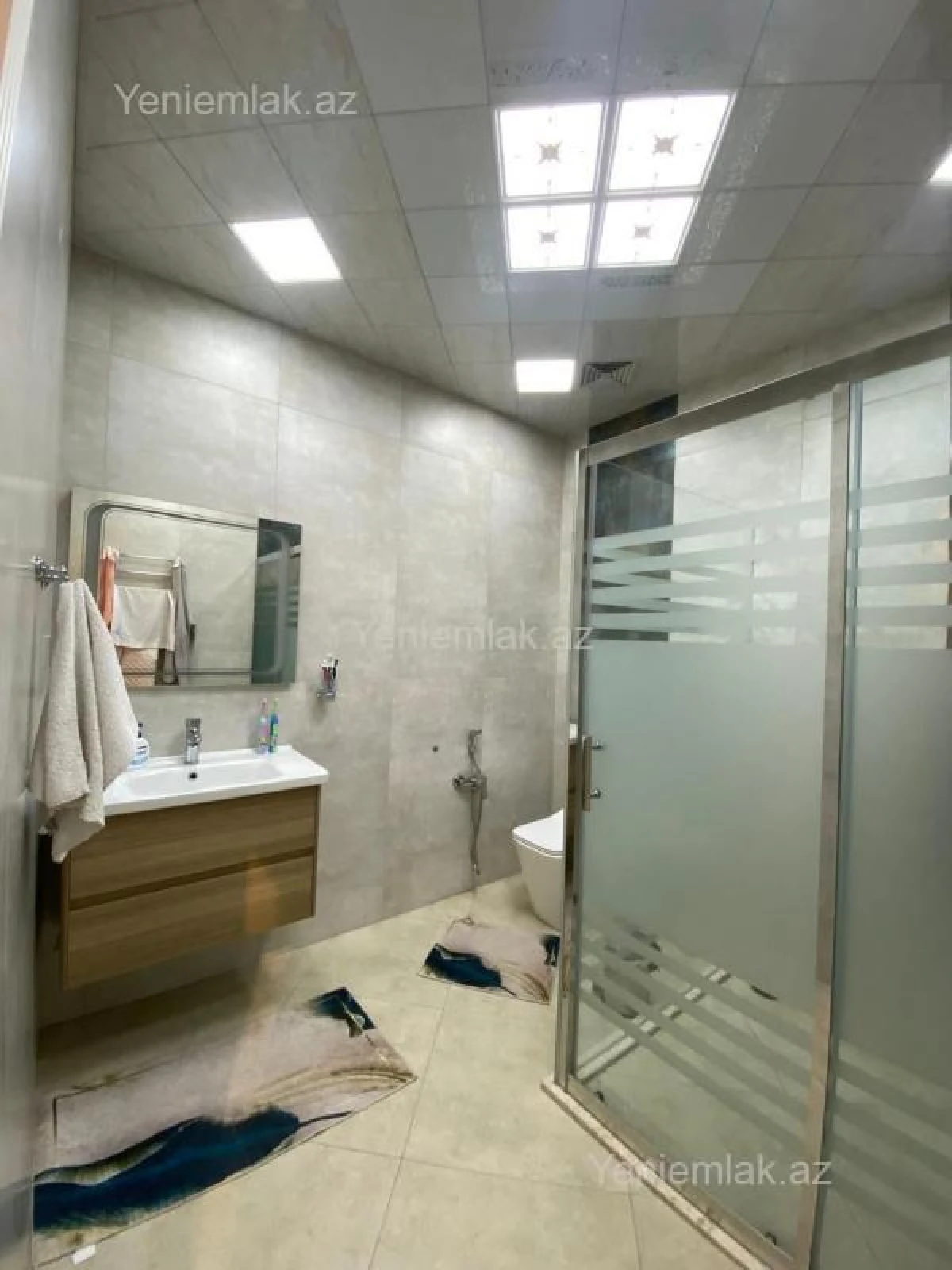 Satılır 4 otaqlı yeni tikili 200 m²