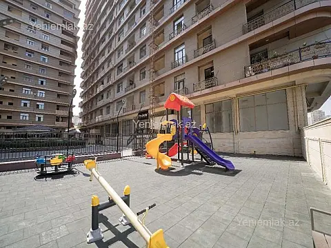 Satılır 4 otaqlı yeni tikili 200 m²