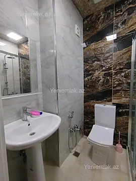 Satılır 3 otaqlı yeni tikili 82.2 m²