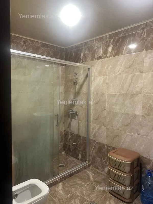 Satılır 2 otaqlı yeni tikili 60 m²