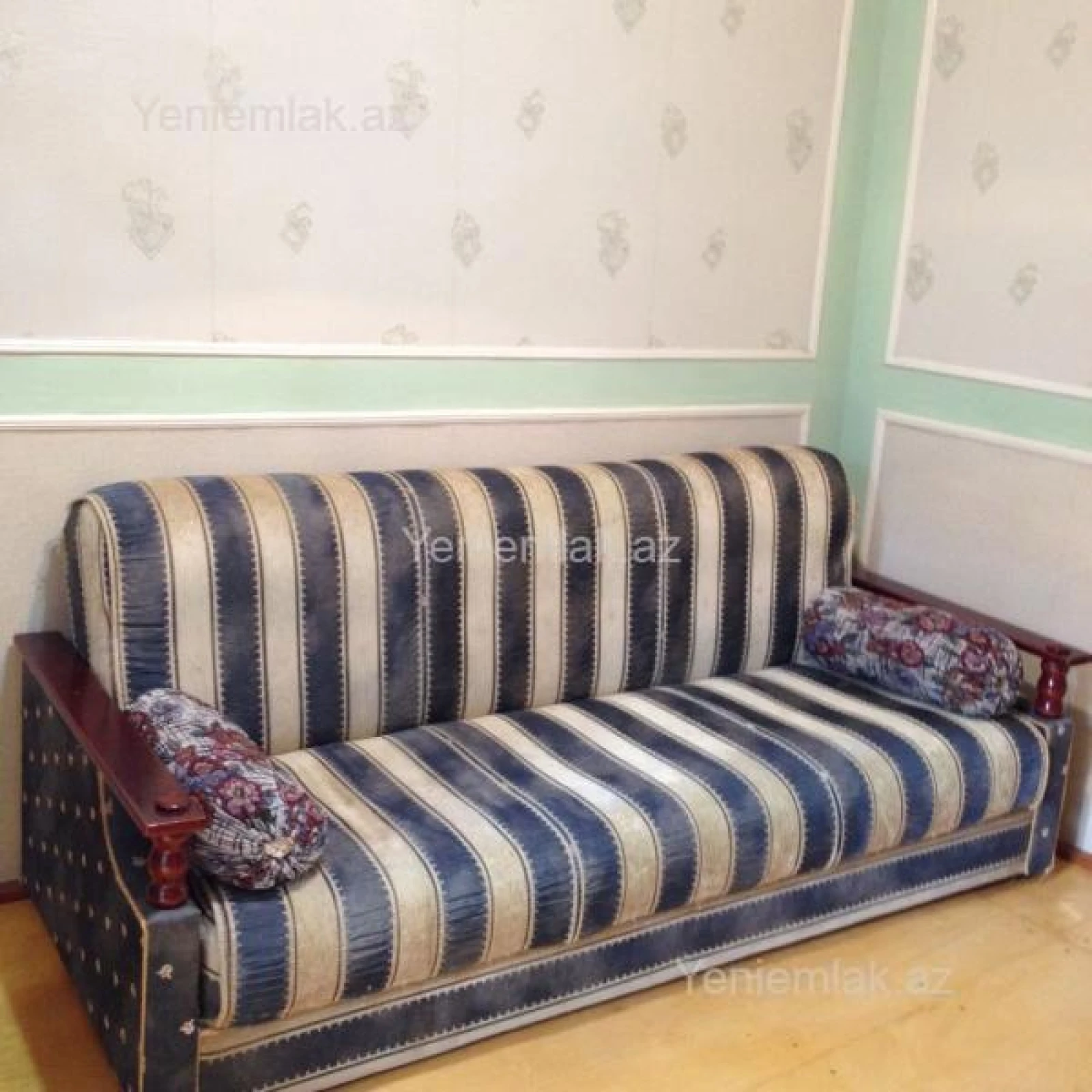 Satılır 2 otaqlı köhnə tikili 50 m²