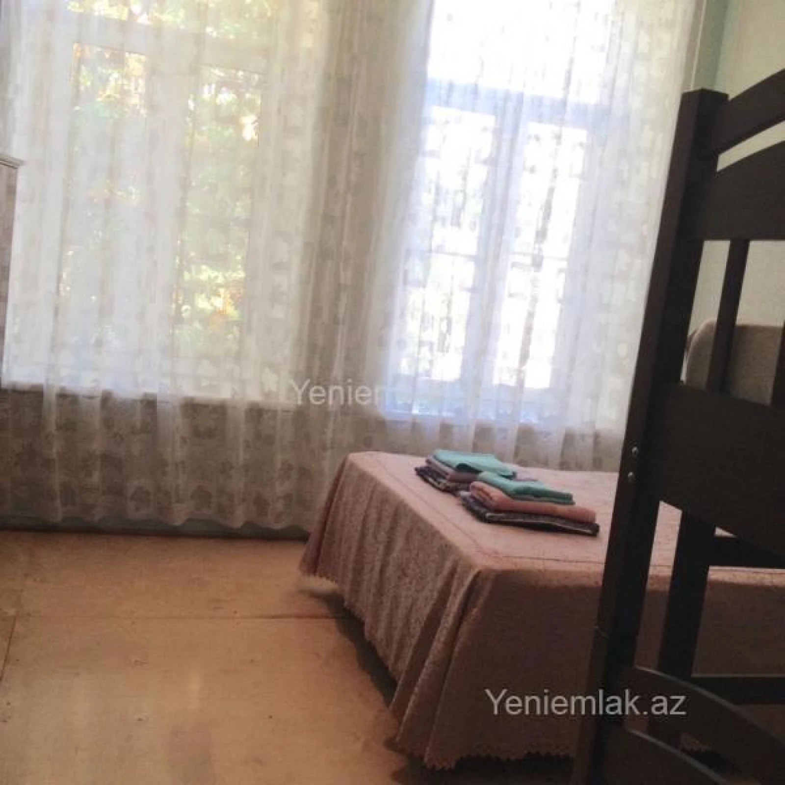 Satılır 2 otaqlı köhnə tikili 50 m²