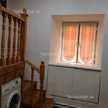 Satılır 2 otaqlı köhnə tikili 50 m²