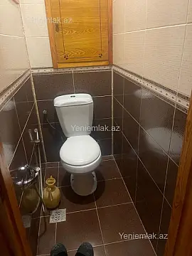 Satılır 3 otaqlı köhnə tikili 75 m²