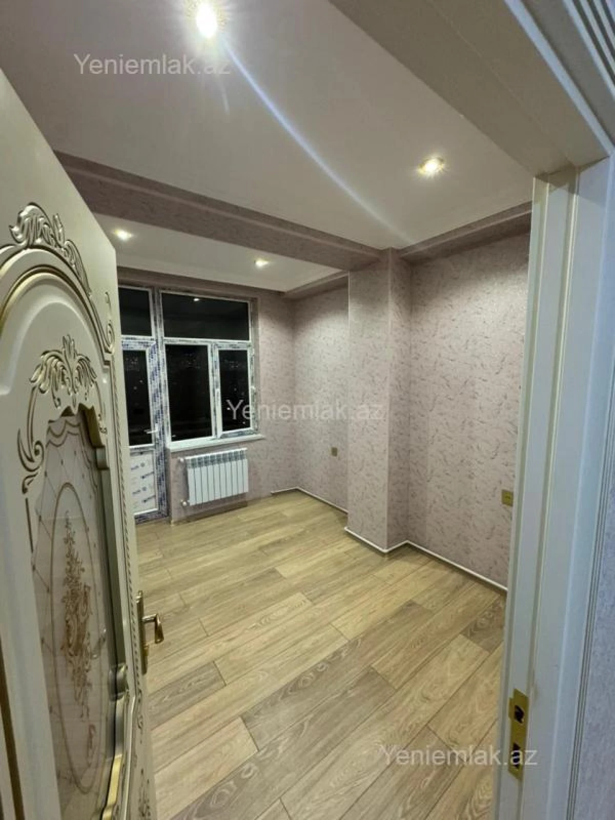 Satılır 3 otaqlı yeni tikili 70 m²