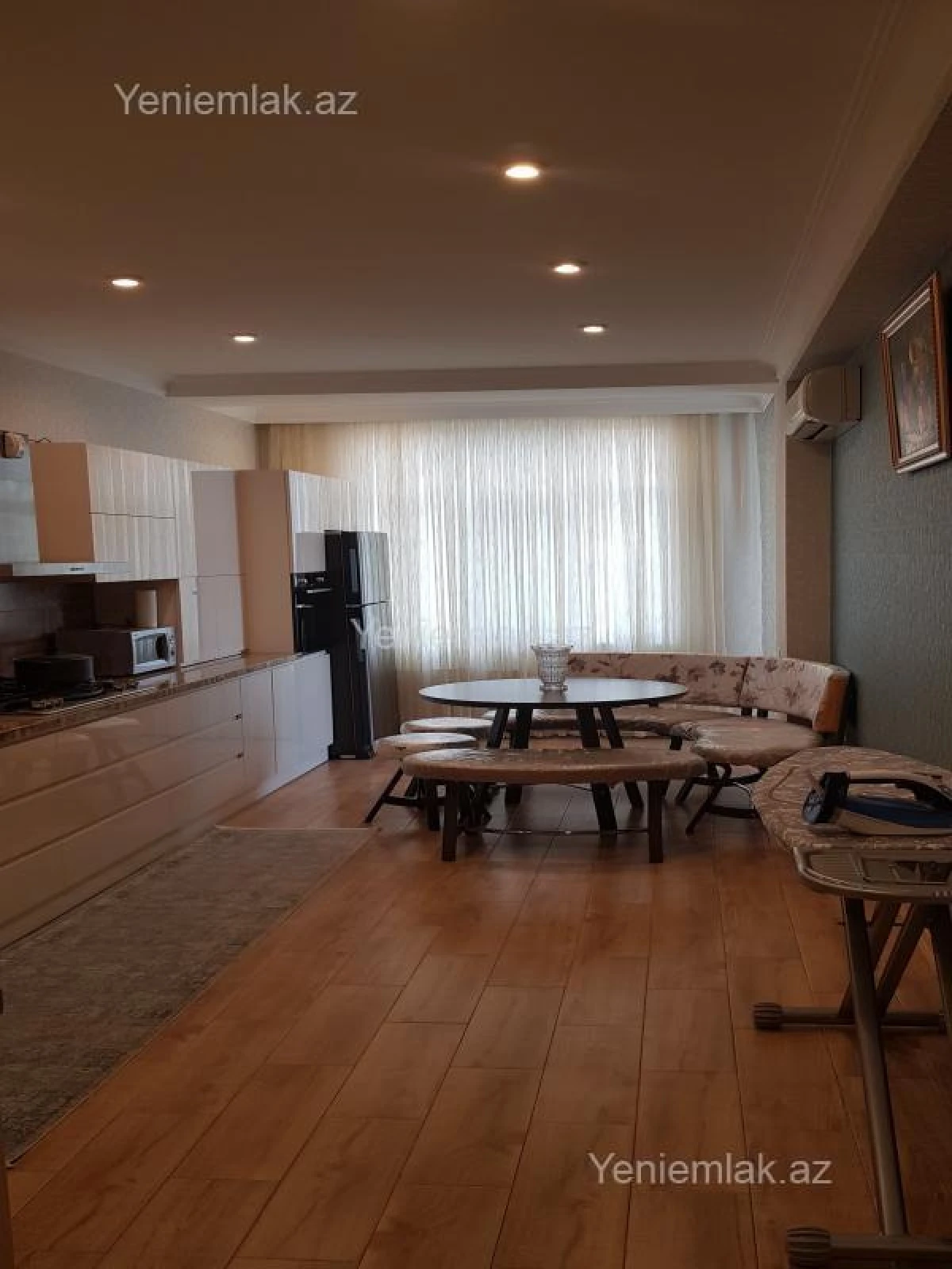 Satılır 3 otaqlı yeni tikili 187 m²