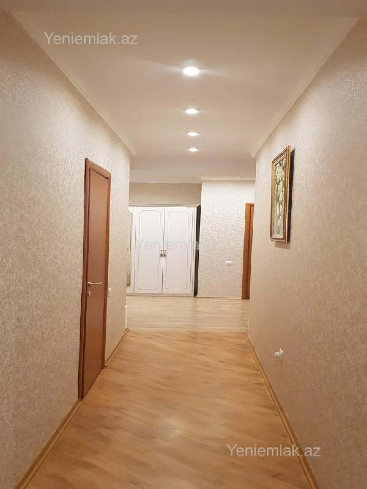 Satılır 3 otaqlı yeni tikili 187 m²