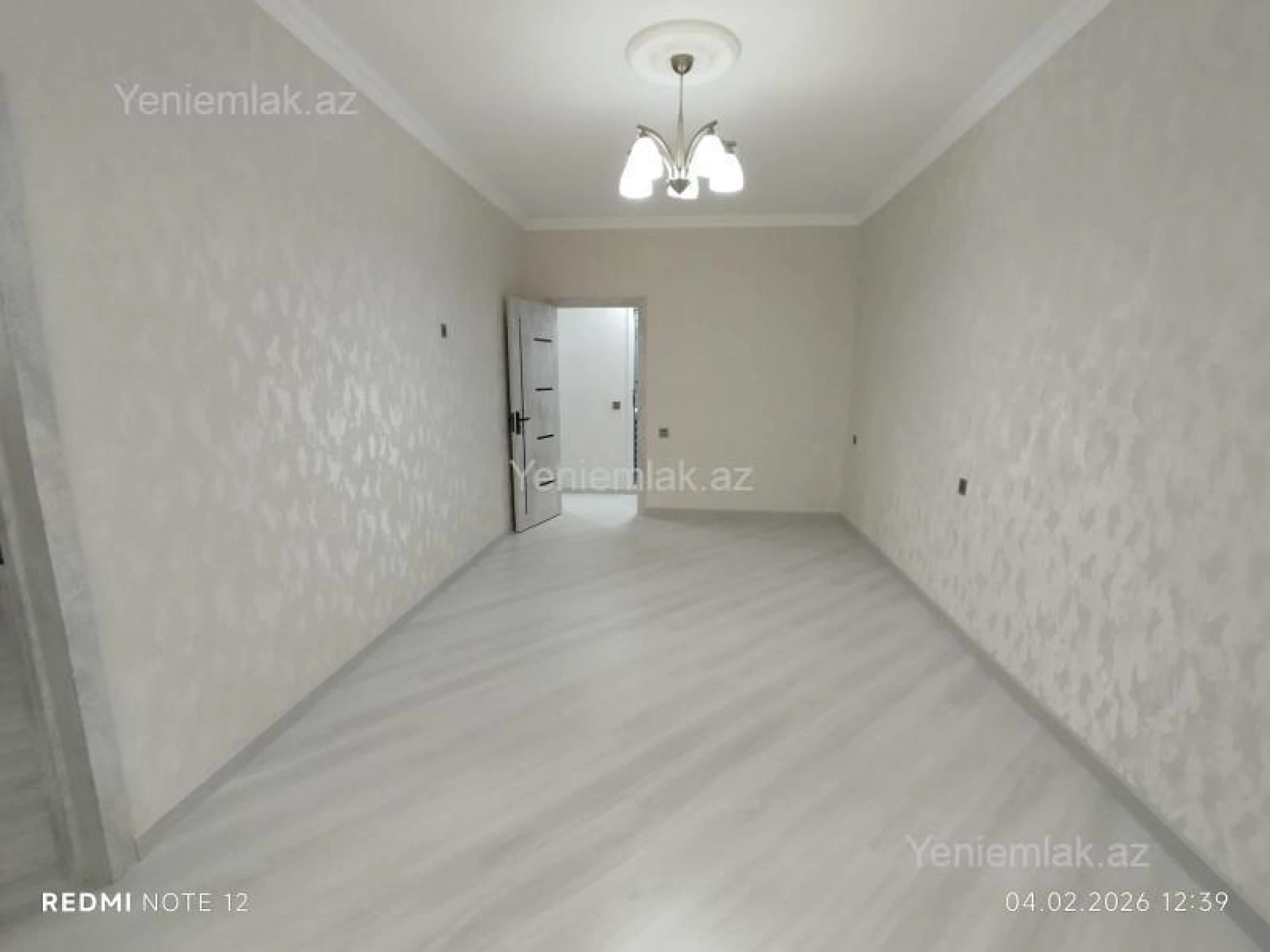 Satılır 3 otaqlı yeni tikili 60 m²