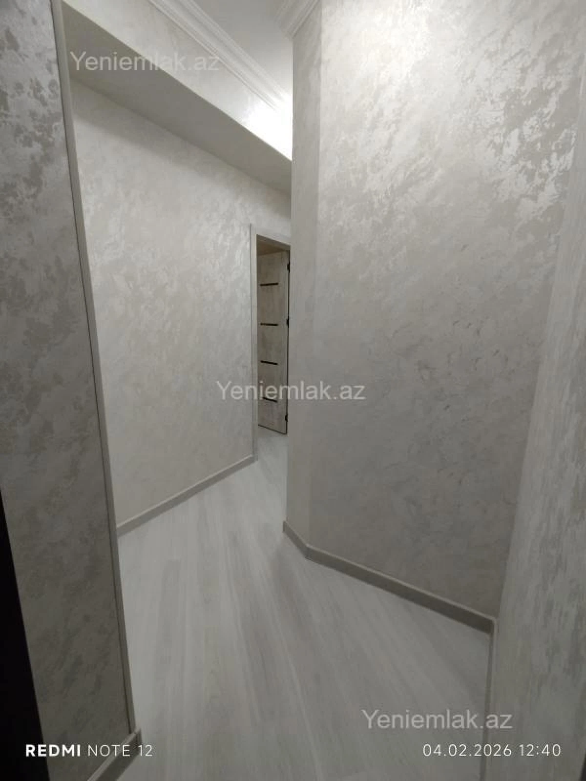 Satılır 3 otaqlı yeni tikili 60 m²
