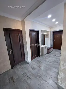 Satılır 4 otaqlı köhnə tikili 120 m²