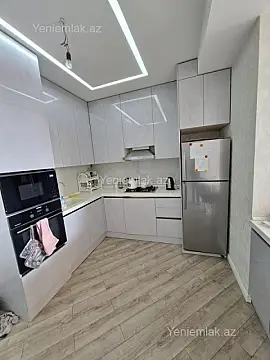 Satılır 3 otaqlı yeni tikili 101 m²