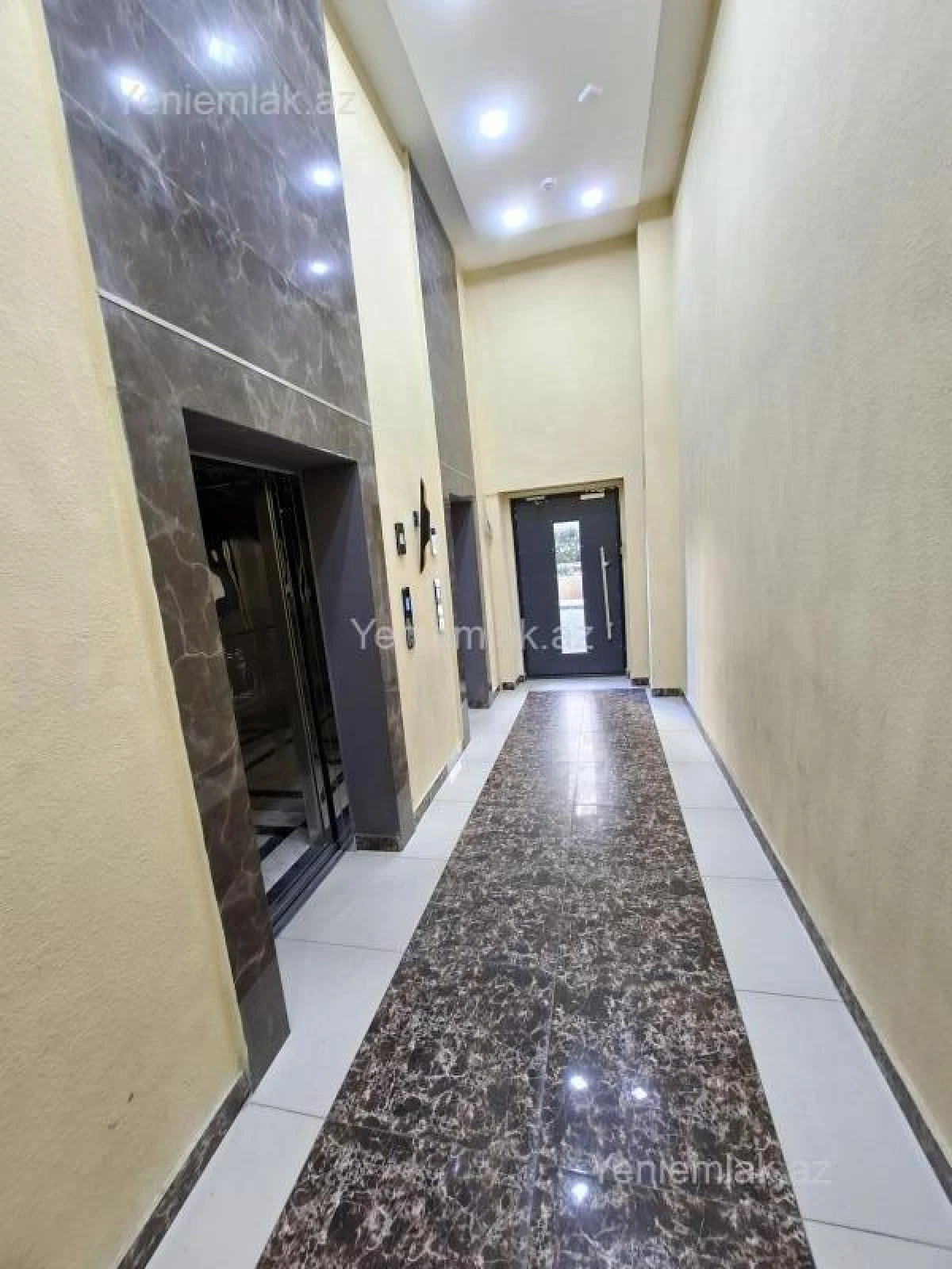 Satılır 3 otaqlı yeni tikili 101 m²