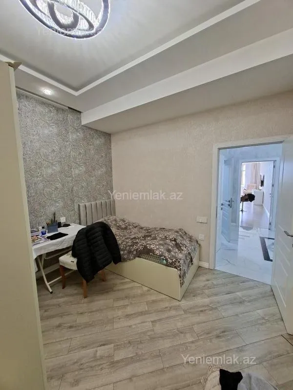 Satılır 3 otaqlı yeni tikili 101 m²