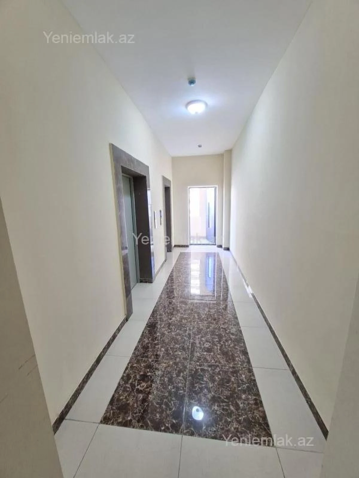 Satılır 3 otaqlı yeni tikili 101 m²