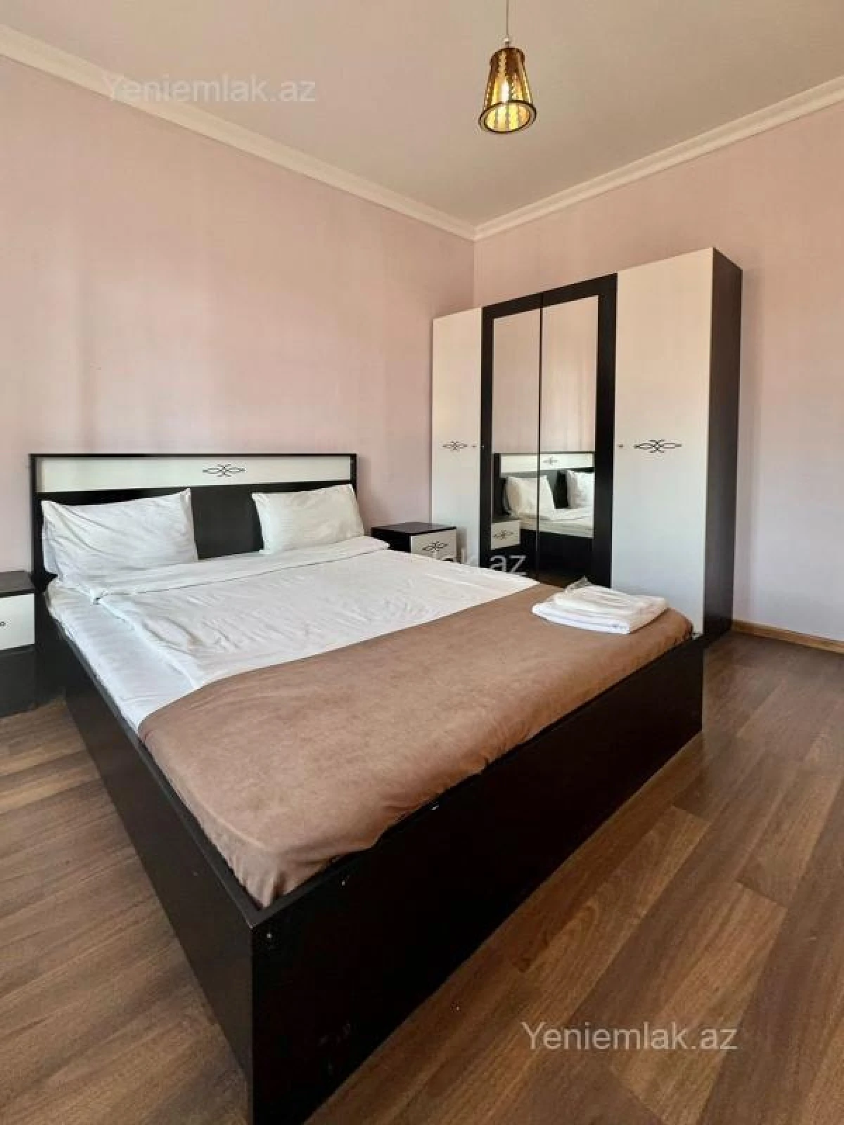 Satılır 16 otaqlı obyekt 7000 m²