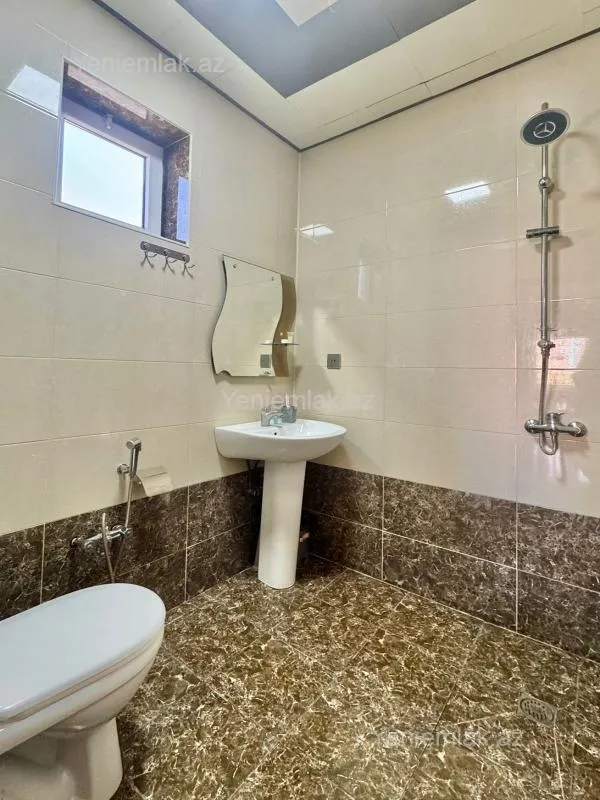 Satılır 16 otaqlı obyekt 7000 m²