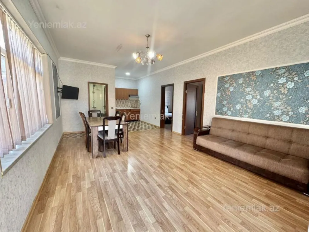 Satılır 16 otaqlı obyekt 7000 m²