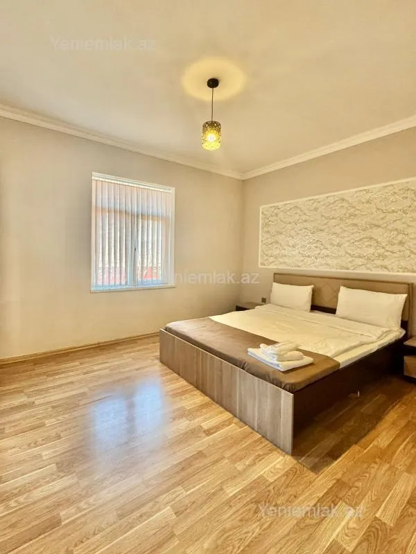 Satılır 16 otaqlı obyekt 7000 m²