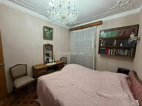 Satılır 5 otaqlı köhnə tikili 110 m²