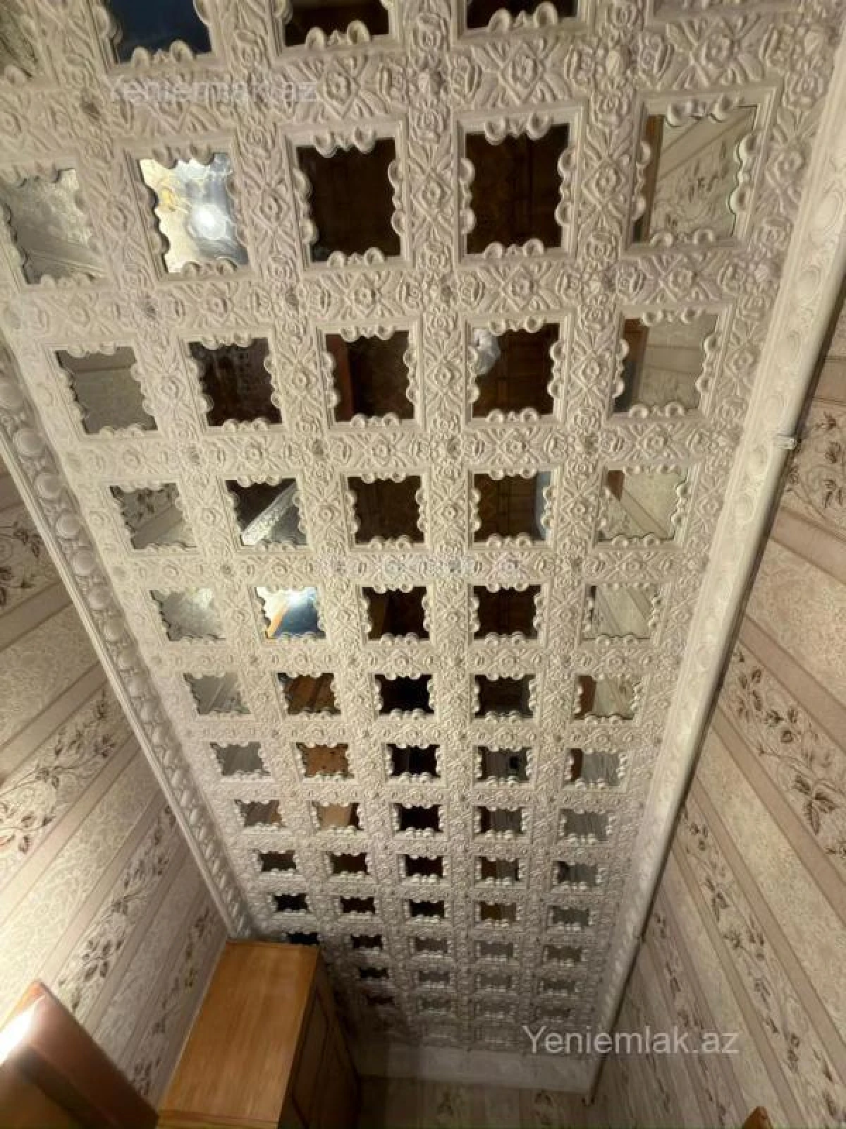 Satılır 5 otaqlı köhnə tikili 110 m²