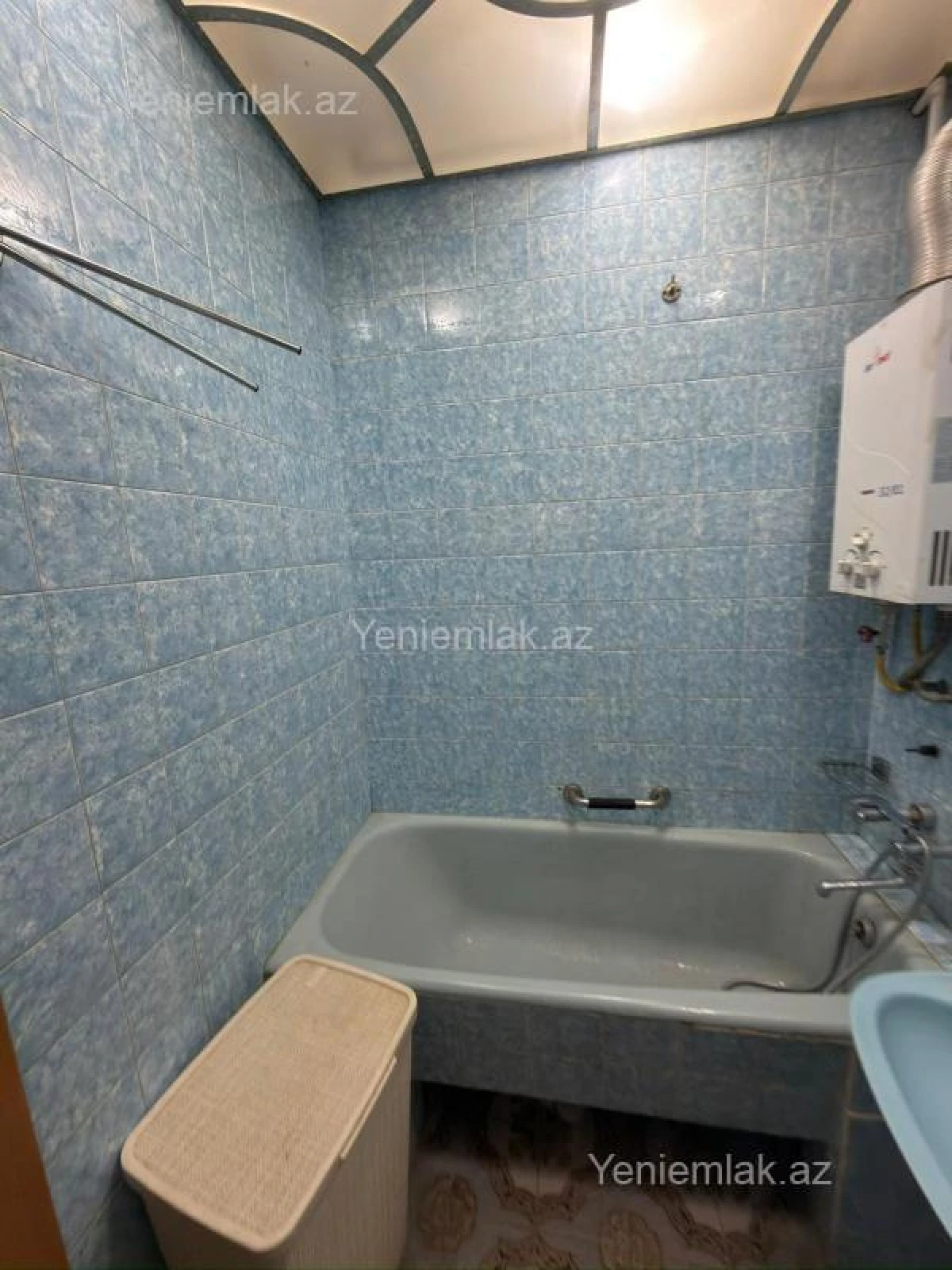 Satılır 5 otaqlı köhnə tikili 110 m²