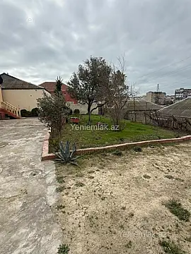Satılır 7 otaqlı həyət evi 220 m²